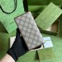 Gucci GG Supreme folded wallet