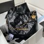 Chanel 22 Small Handbag-black