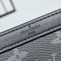 M81124 Gaston Wearable Wallet